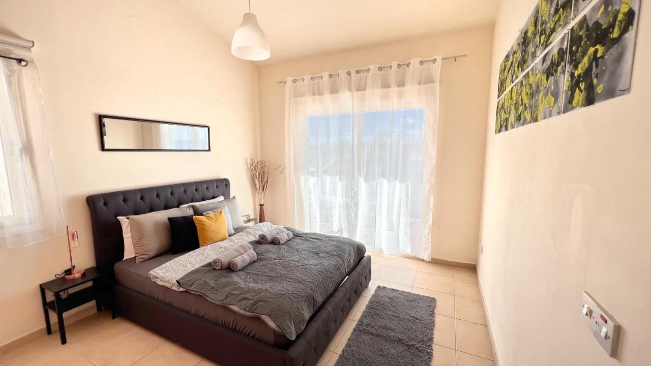 Melanos Sea View Apartment Pafos Exterior foto